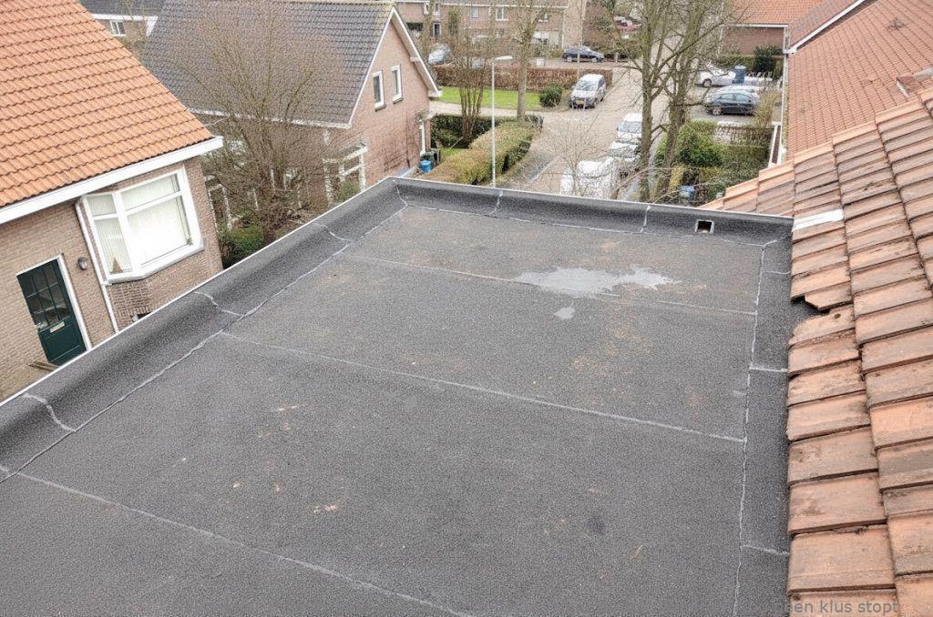 Dakdekker In Najaar Hoensbroek