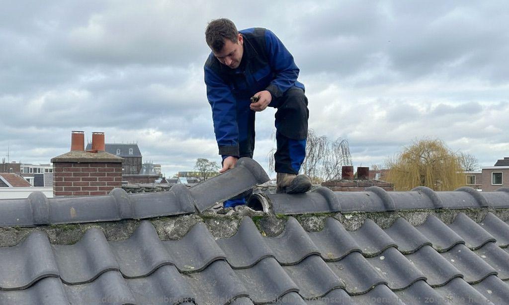 Dakdekker inschakelen stormschade Hoensbroek: zo pak je het aan